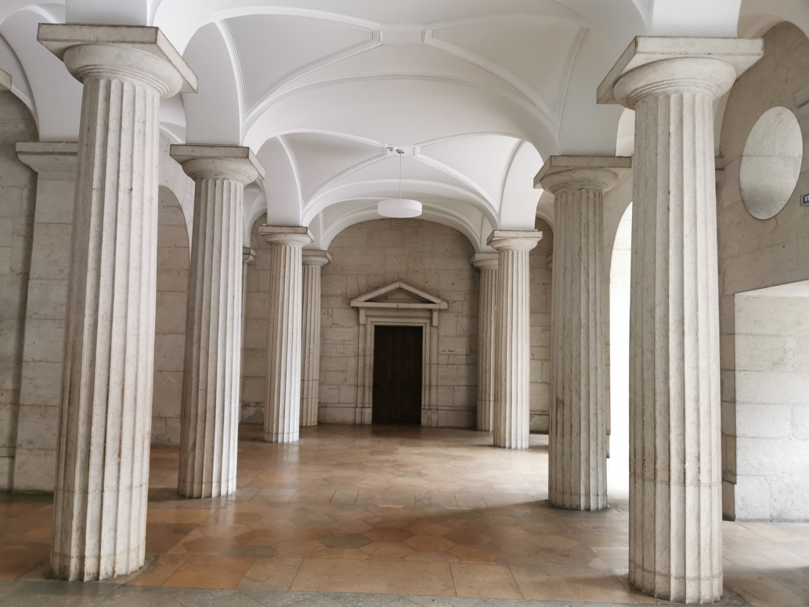 Architecture du Péristyle de l’Hôtel de Ville